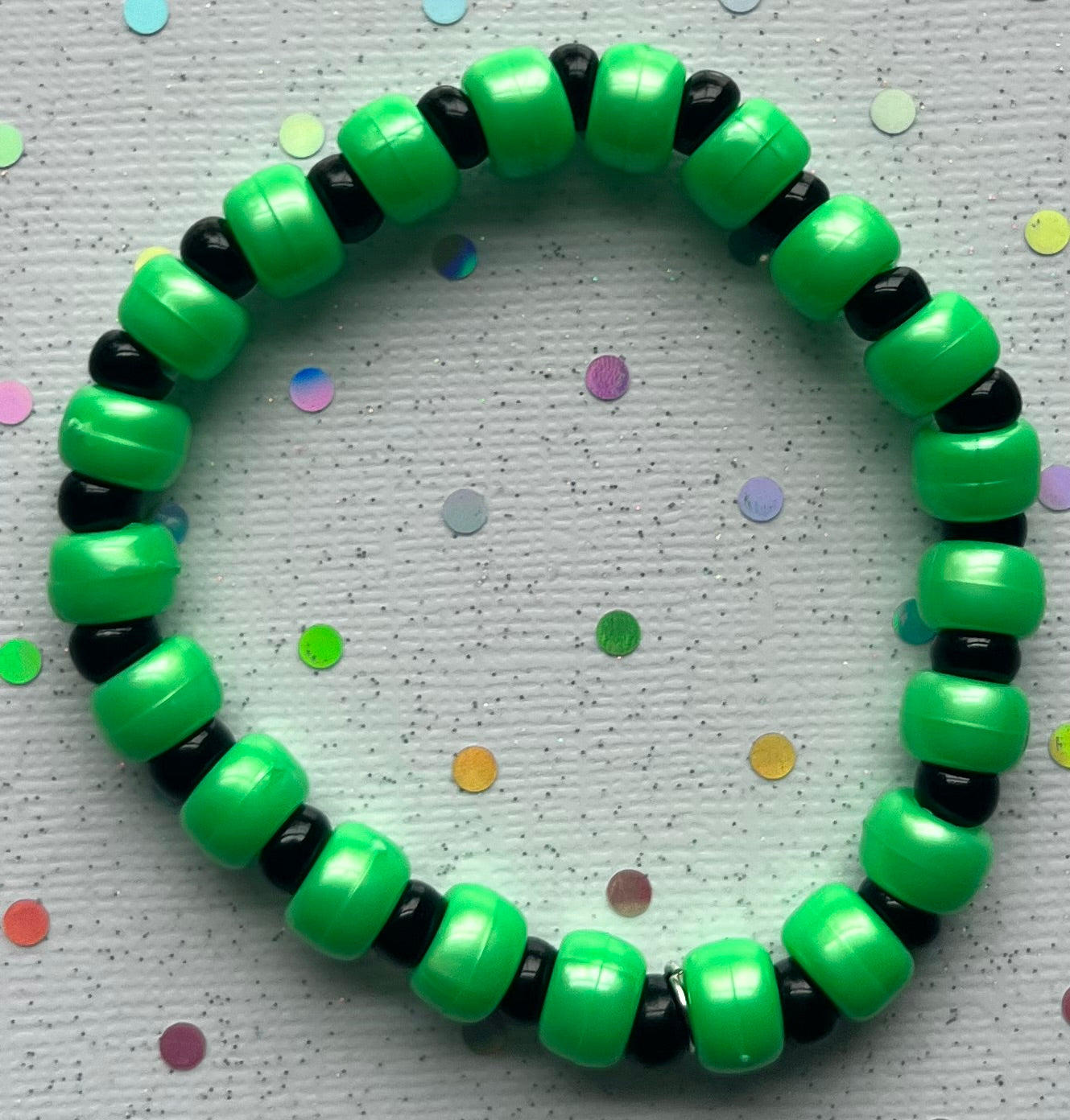 Joy Bracelet | Green Iridescent Black