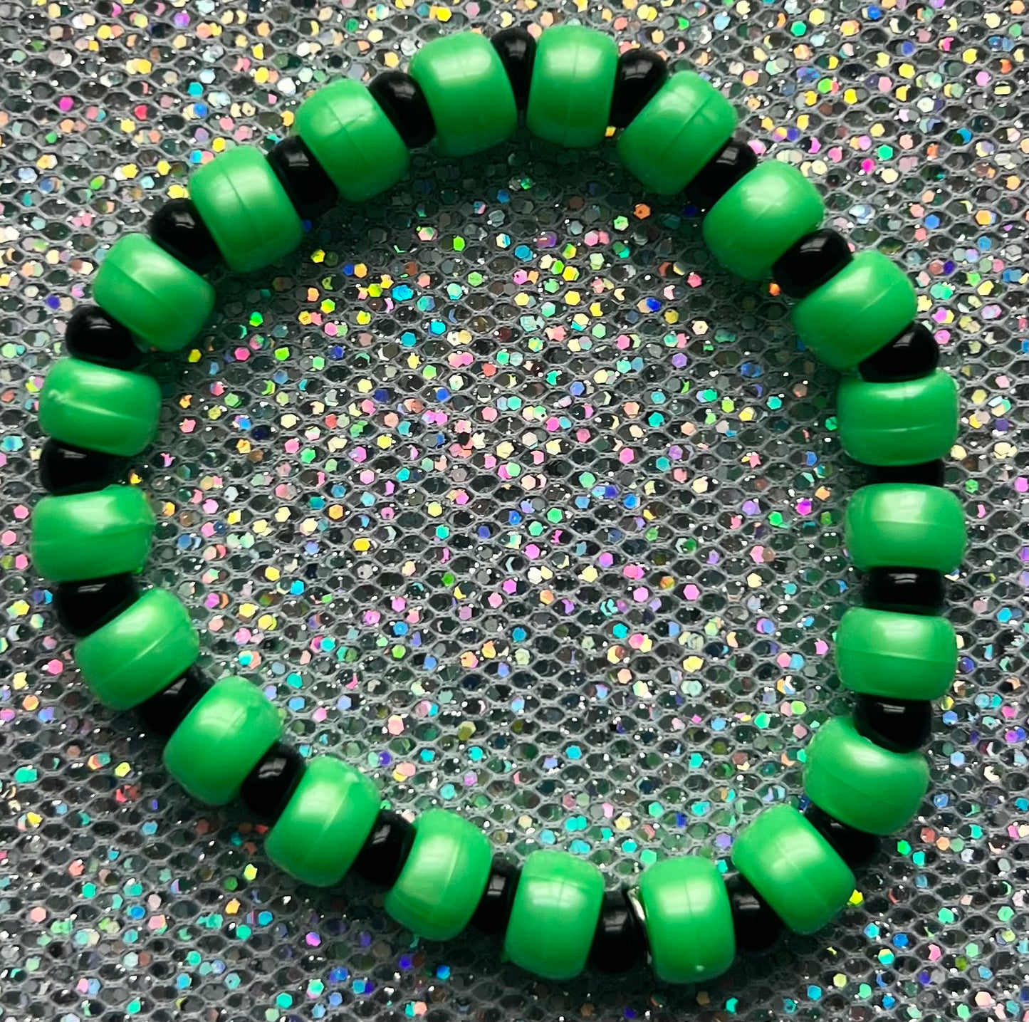 Joy Bracelet | Green Iridescent Black