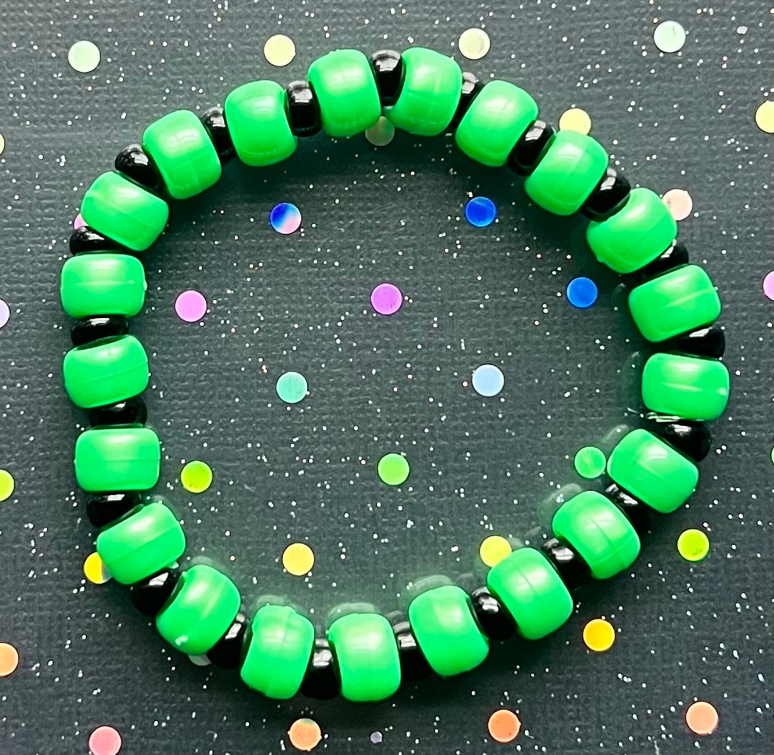 Joy Bracelet | Green Iridescent Black