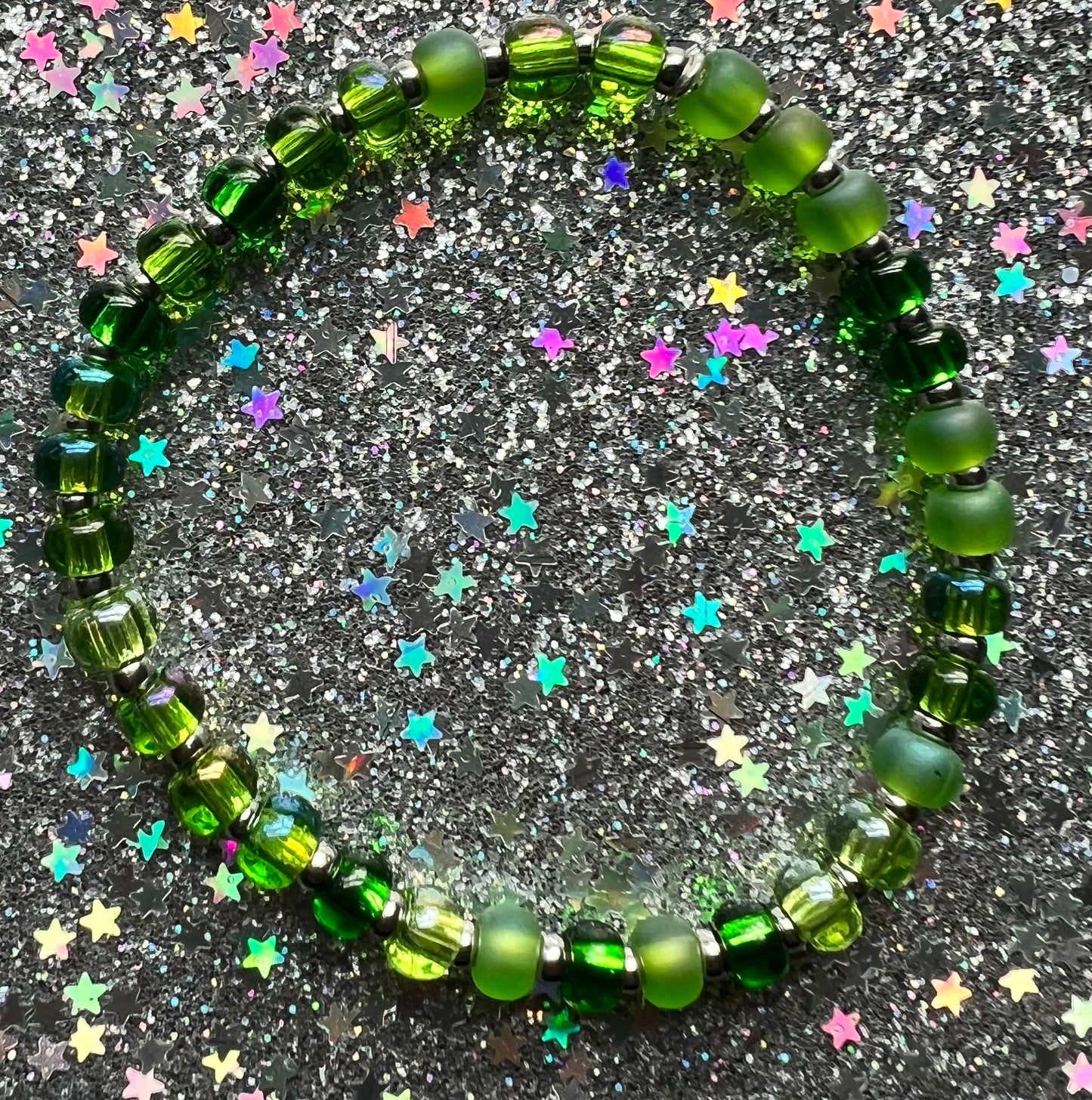 Navi Bracelet | 6mm Green Mix