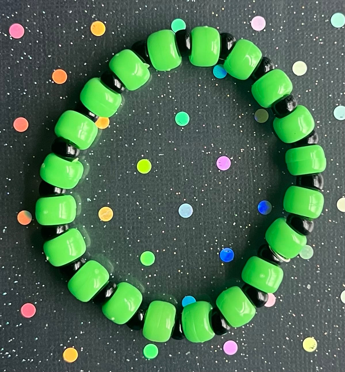 Joy Bracelet | Green Vivid Black